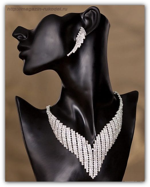 Украшение на шею своими руками.