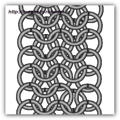 Браслет из колечек.