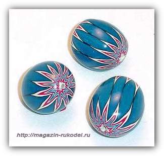 Бусины из пластики.