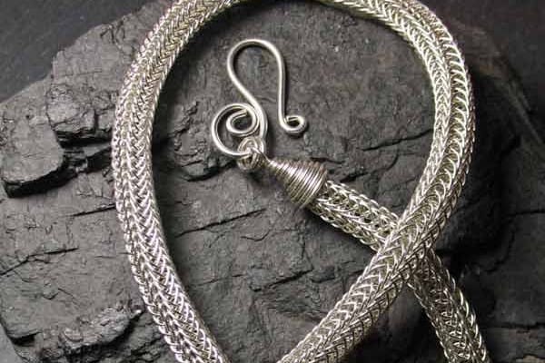 Плетение Викинг (Vikinq Knit) из проволоки. Вяжем из проволоки браслет (Викинг Книт).