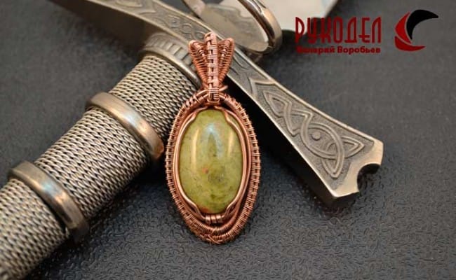 Как оплести кабошон проволокой