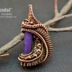 Кабошоны, бусины, кристаллы, срезы агата для подвесок из проволоки.