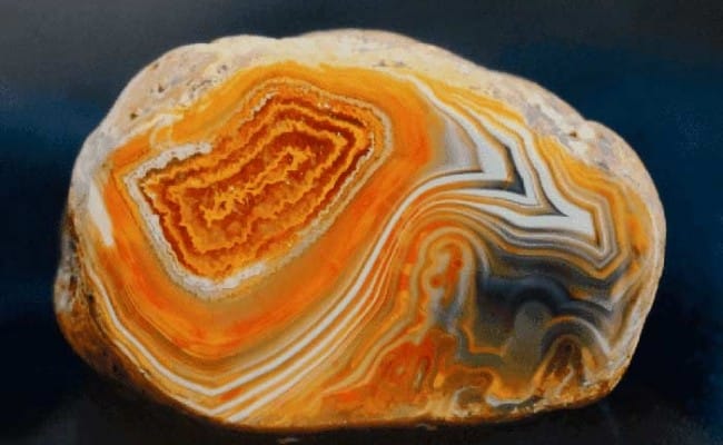 Природный агат