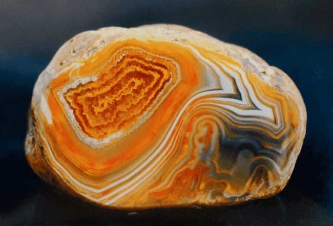 Природный агат