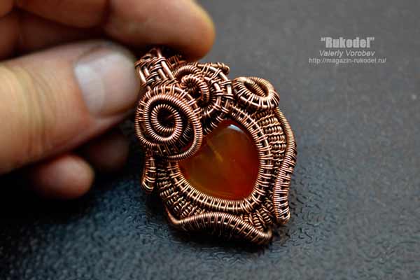 Подвеска из медной проволоки от Анатольевича.