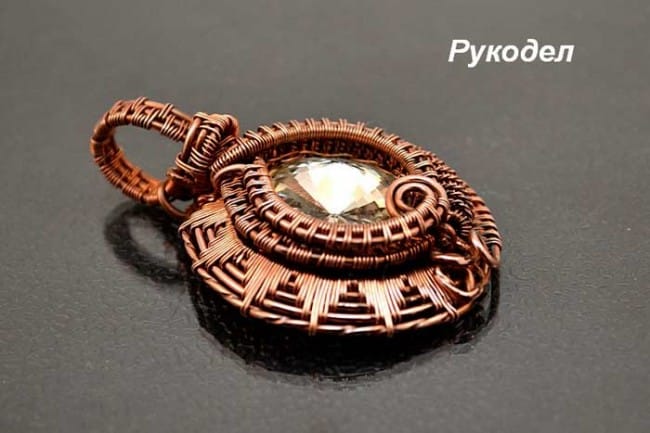 Подвеска из медной проволоки от Анатольевича.