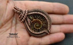 Подвеска с аммонитом