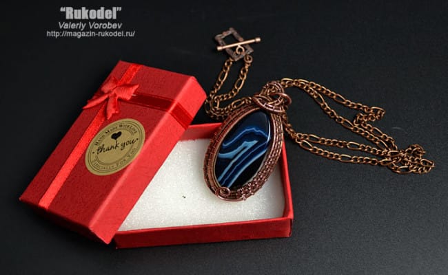 Украшения из проволоки и бусин